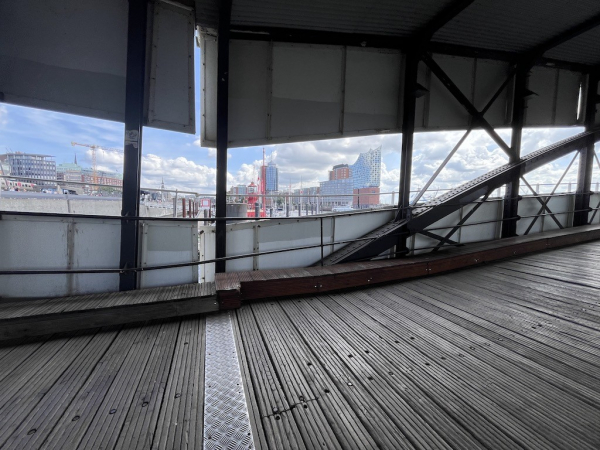 Überseebrücke Hamburg